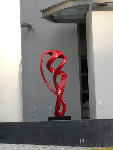Red Twist in Fountain at Grange Infinite