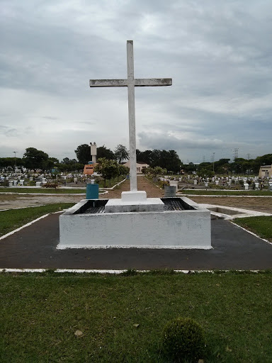 Grande Cruz- Cemitério Parque Gramado. 