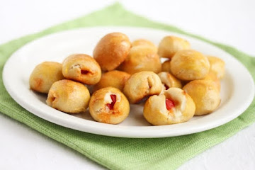 Soft Pretzel Pizza Bites
