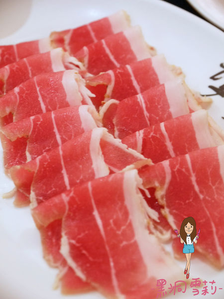 羅東「譚英雄麻辣鴛鴦火鍋」．吃到飽
