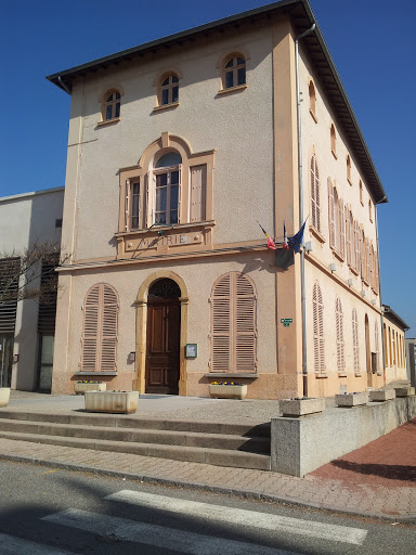 Mairie De Saint-Vérand