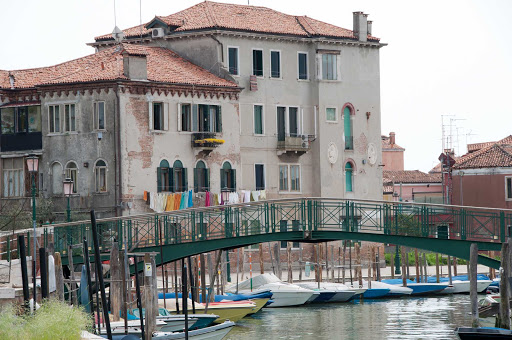 canale-di-san-mattia-venice-italy - Northern bridge over the Canale di San Mattia in Venice, Italy.