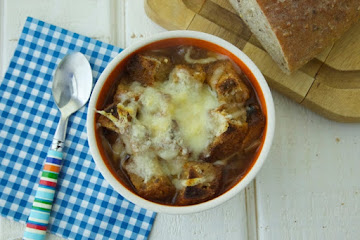 Ooey-Gooey French Onion Soup