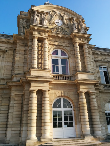 Façade du palais du Luxembourg
