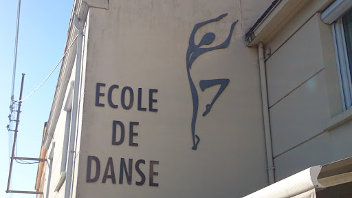Nantes, École De Danse. Atelier Du Mouvement