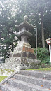 三島神社　灯籠