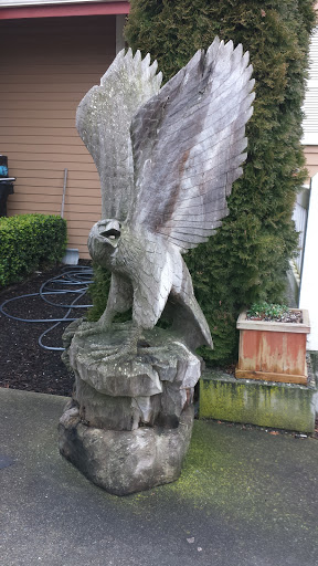 Farmhouse Cafe Eagle Statue