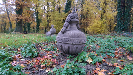 Park Lysá - Tři vázy