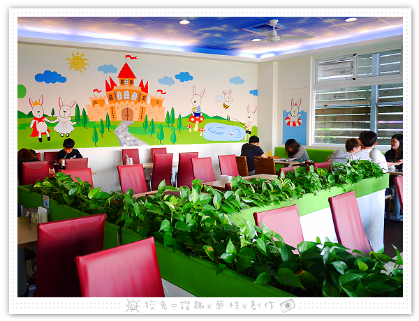 O2 Brunch歐圖早午餐廚房~相見恨晚的兔兔餐廳！平價法式套餐&太陽公公套餐&炸歐戀！(新市南科店) ♥南科人專區♥ 