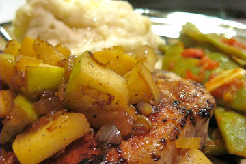 Apple Pie Pork Chops