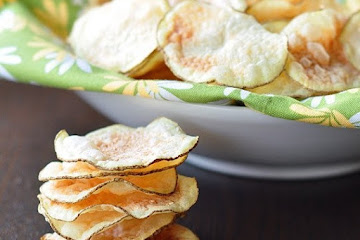 How to Make Potato Chips in the Microwave