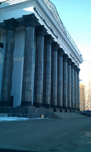 Дворец  Ленина