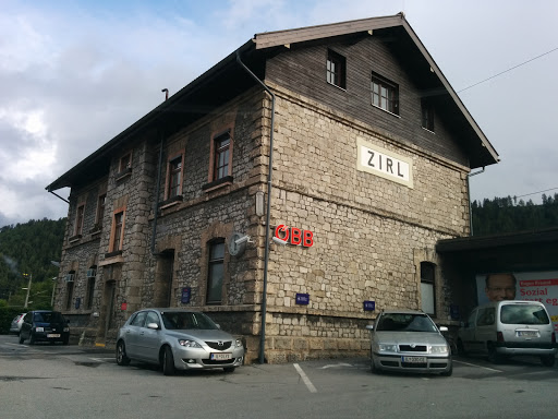Bahnhof Zirl