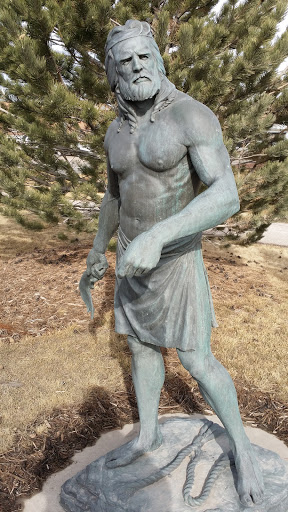 Samson Statue 