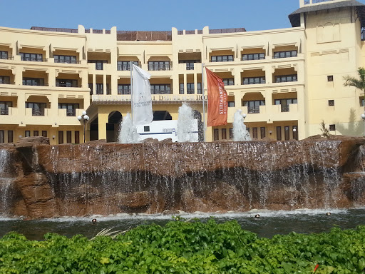 Fountains With Waterfall 