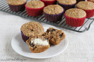 Oatmeal Raisin Cookie Muffins