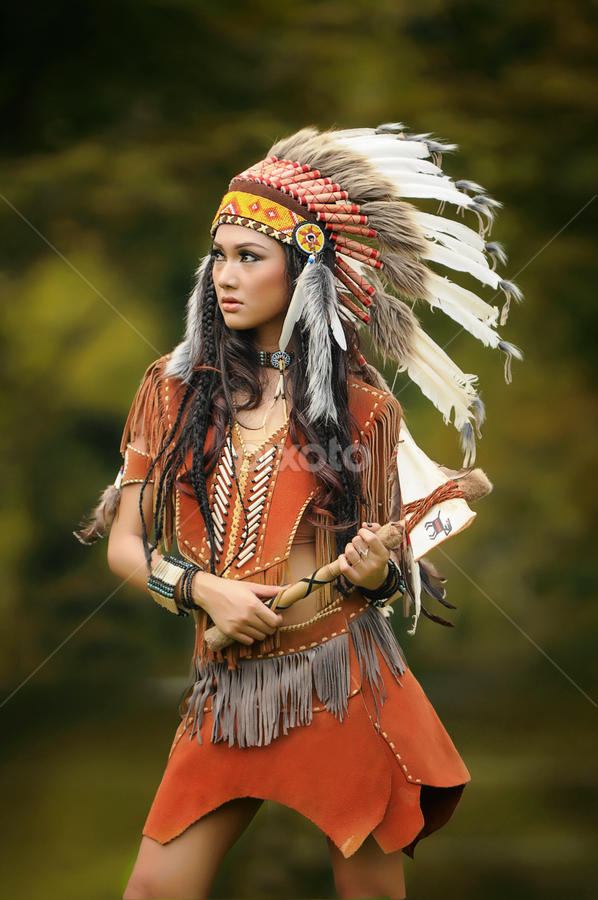 Apache Girl by Mike Sum - People Portraits of Women
