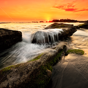leller by Raung Binaia - Landscapes Beaches