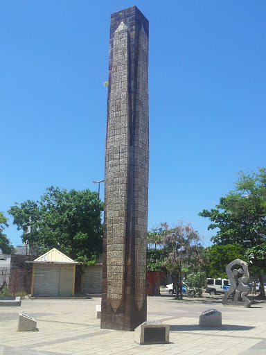 Obelisco do Metrô do Recife