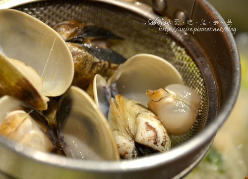 春花麻辣火鍋@東區麻辣鍋吃到飽，高貴又貴