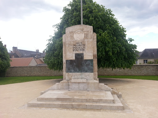 Sully Sur Loire - Monument Aux Morts