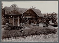 Officierswoning in de bivak te Krueng Seumpo
