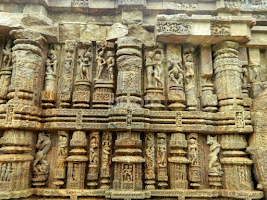 Stone carving at sun temple konark orrisa by Amit Sangekar -  