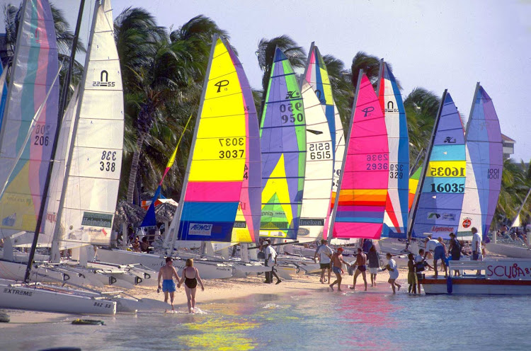 It's a good day for clear sailing on Aruba.