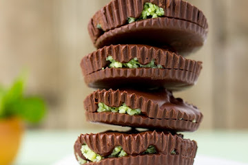 Homemade Peppermint Patty Cups