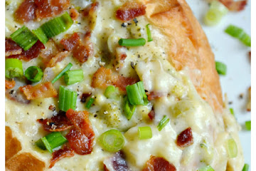 Loaded Cheesy Broccoli Potato Soup
