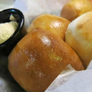 TEXAS ROADHOUSE 德州鮮切牛排