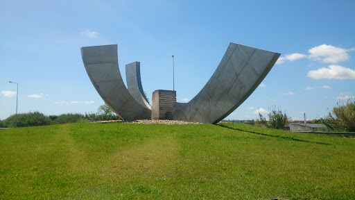 Rotunda Monumento ao Milénio
