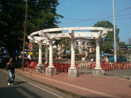 The Pillar Arc Structure
