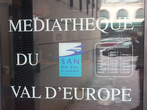 Médiathèque du Val D'Europe