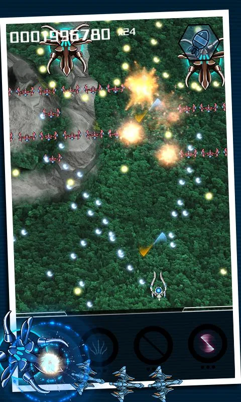    Squadron - Bullet Hell Shooter- screenshot  