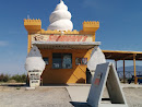Seemoore's, World's Largest Ice Cream Stand