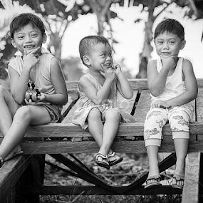 by Ricardo Sales - Babies & Children Children Candids