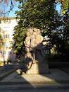 Totio Ivanov Monument
