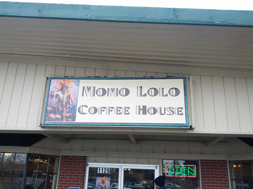 Momo Lolo Coffee House