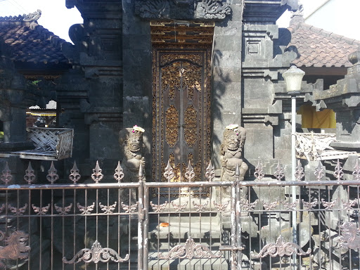 The Hidden Monkey Lion Gate