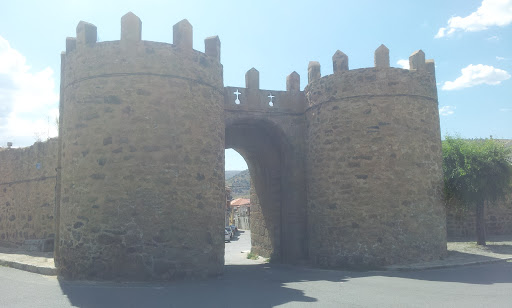 Puerta Murallas Barco De Ávila 