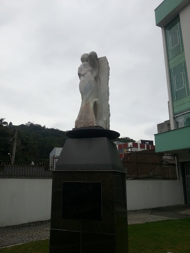 Escultura Clínica Da Mulher