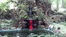 Grotto fountain