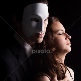 Modern Day Phantom by Stephanie Barrans - People Couples