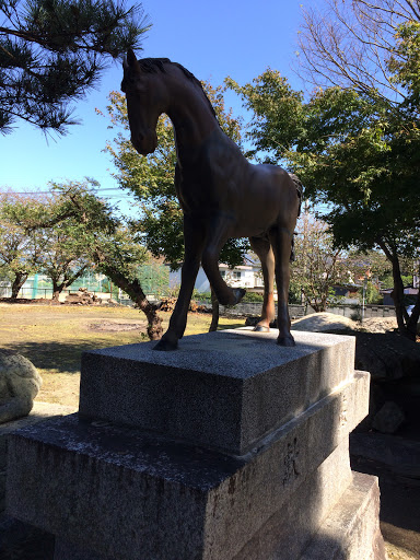 Portal - 矢倉八幡宮 馬