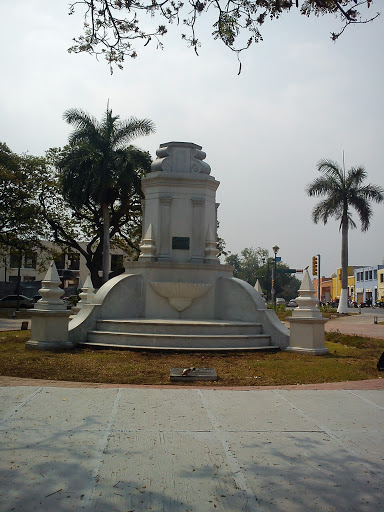 Monumento Al IV Centenario