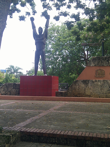 Estatua a Rumiñahui