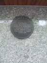 Captain F.G. Mulcaster Plaque (La Vingtaine De La Ville)