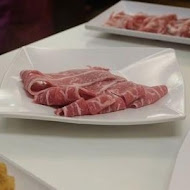 滿堂紅頂級麻辣鴛鴦火鍋