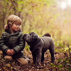 Best Friends by Claire Conybeare - Chinchilla Photography - Babies & Children Toddlers